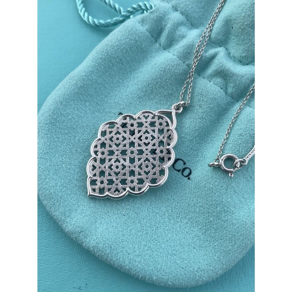Tiffany & Co . 17" Silver 925 Paloma Picasso MARRAKESH Necklace Pendant - Large - Picture 9 of 14